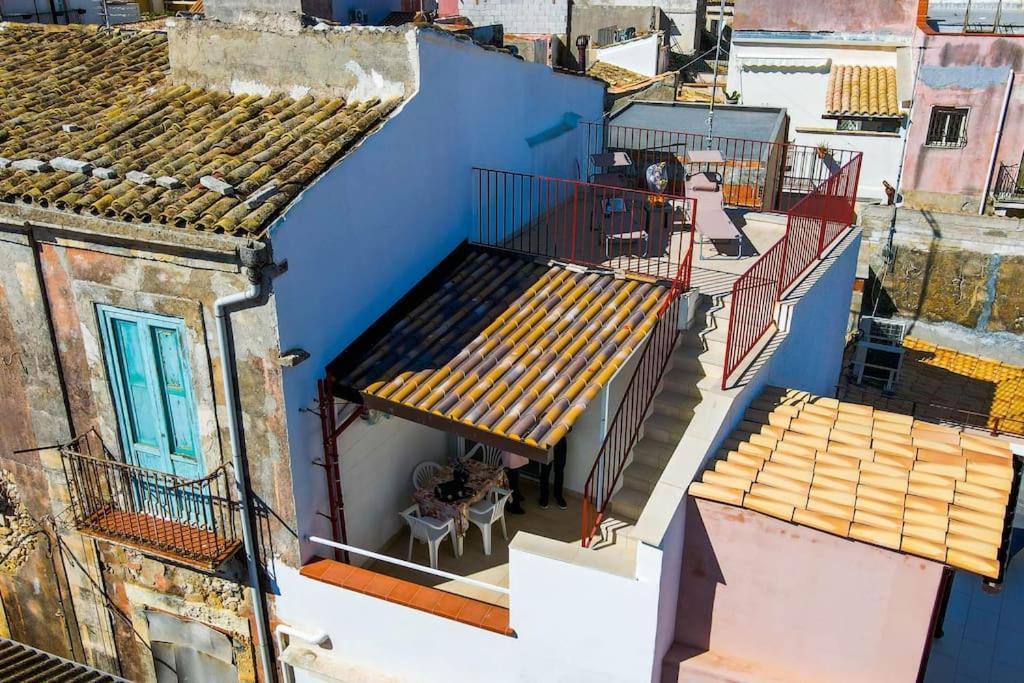 Casa Charm Rosaapartmentsortigia Сиракуза Екстериор снимка
