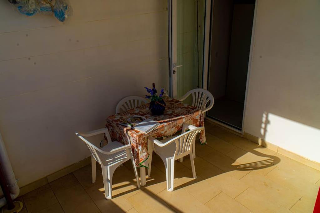 Casa Charm Rosaapartmentsortigia Сиракуза Екстериор снимка